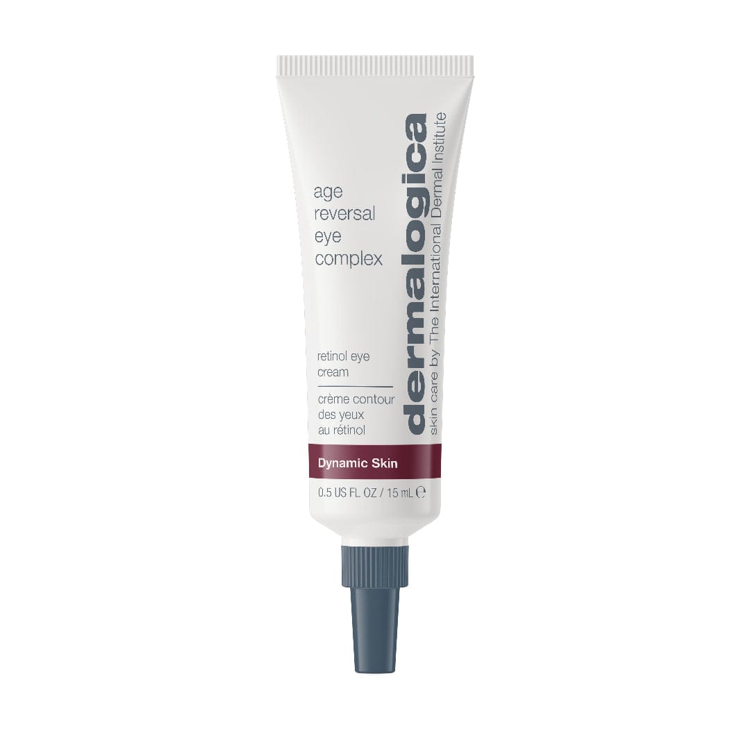 Eine weiße Tube AGE Reversal Eye Complex, eine Anti-Aging-Retinol-Augencreme mit grauer Kappe für dynamische Haut, 0,5 fl oz (15 mL).